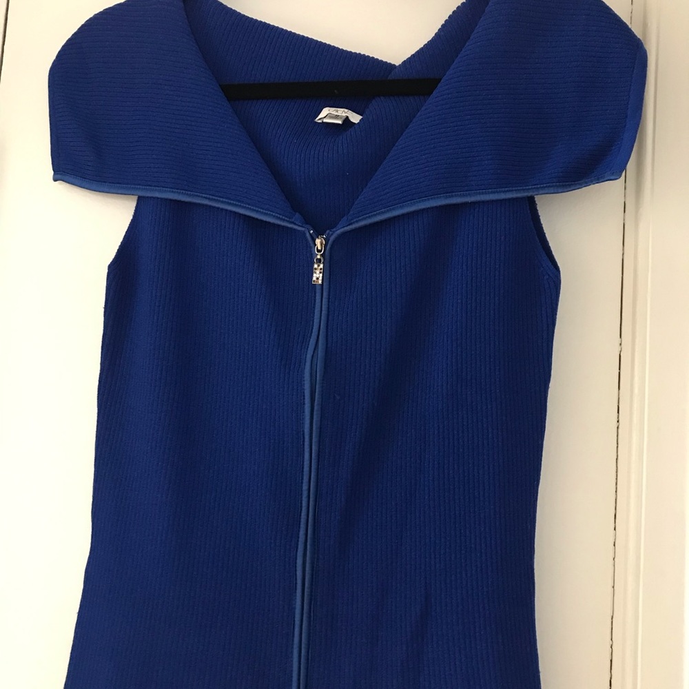Women’s Shell Top